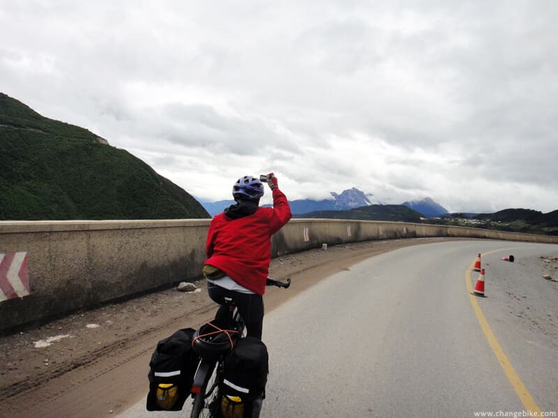 changebike bike trip yunnan deqin