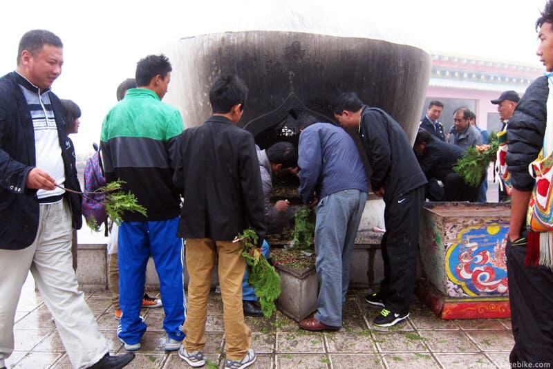 changebike cycle europe yunnan flying temple