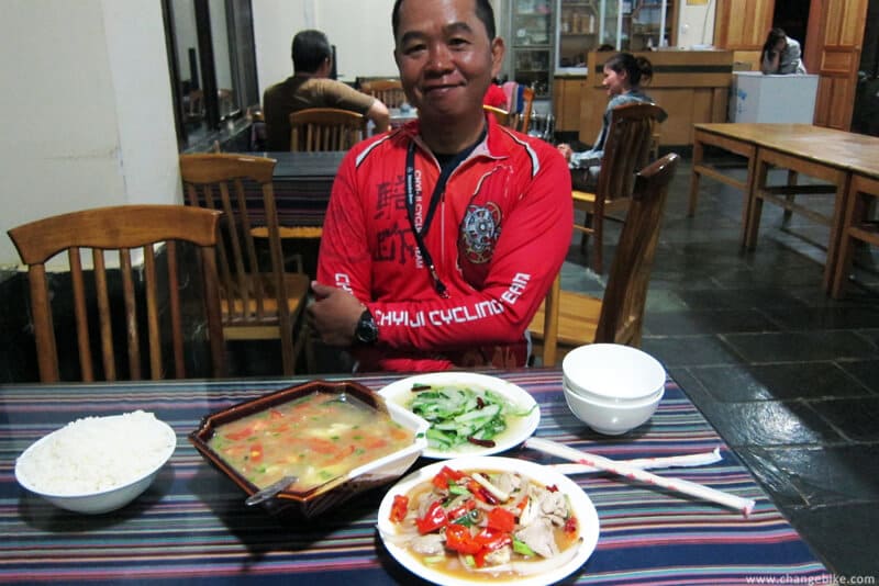 changebike travel bike yunnan tiger leaping gorge