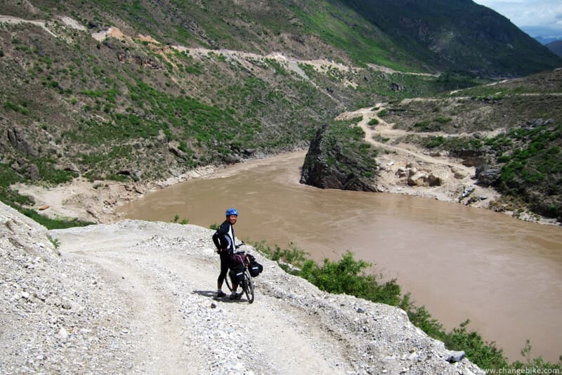 changebike yunnan bike tours yunnan lower tiger leaping gorge