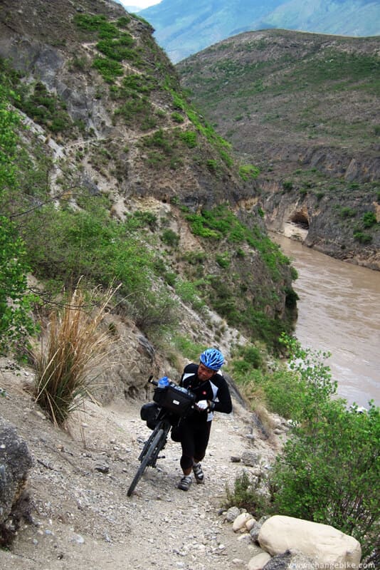 changebike yunnan bike tours yunnan lower tiger leaping gorge