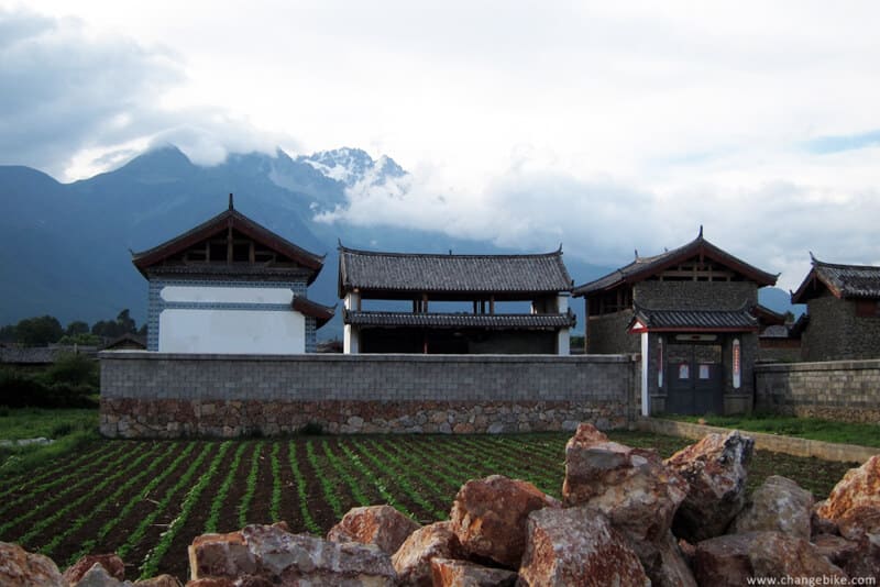changebike cycle touring yunnan Lijiang