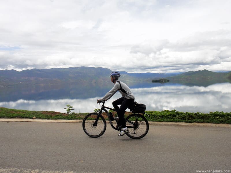 changebike bike trip yunnan Lugu Lake