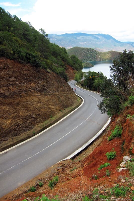 changebike bike trip yunnan Lugu Lake