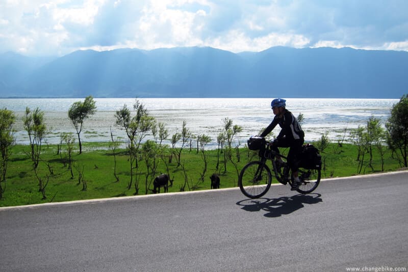 changebike adventure bike tours yunnan erhai