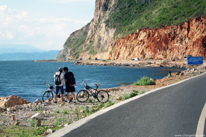 changebike adventure bike tours yunnan erhai