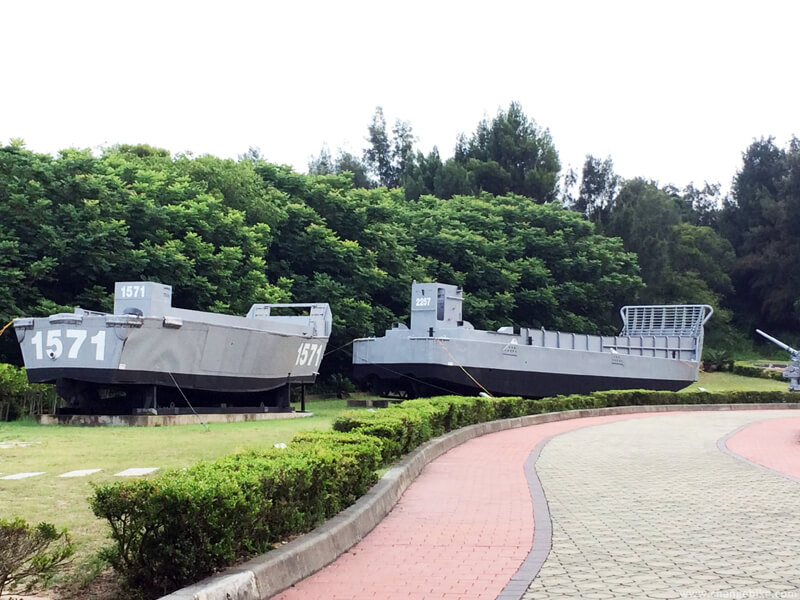 changebike bike trip in Kinmen Zhaishan Tunnel