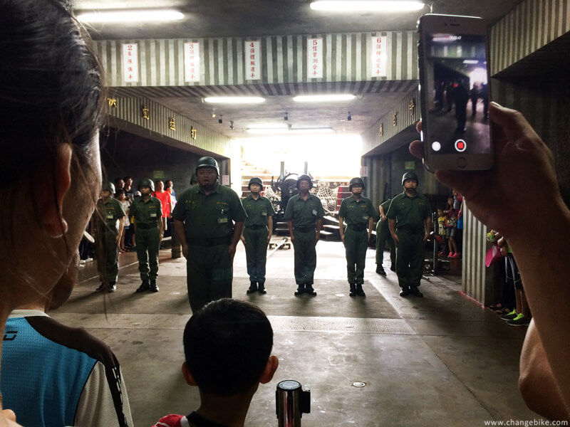 changebike cycle europe in Kinmen Shishan(Mt. Lion)Howitzer Front