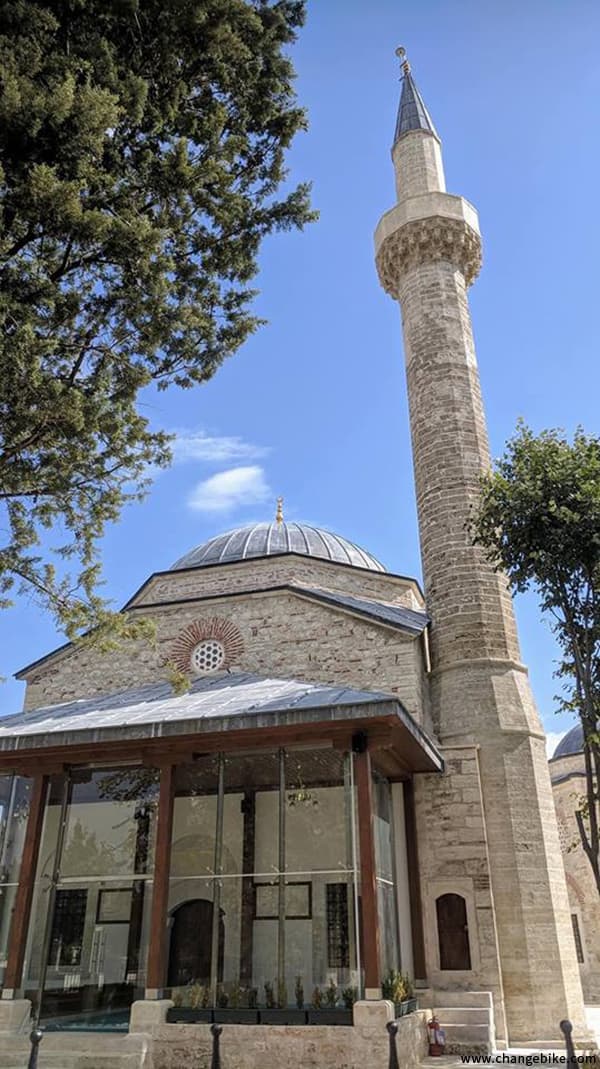 changebike bike tour in Europe